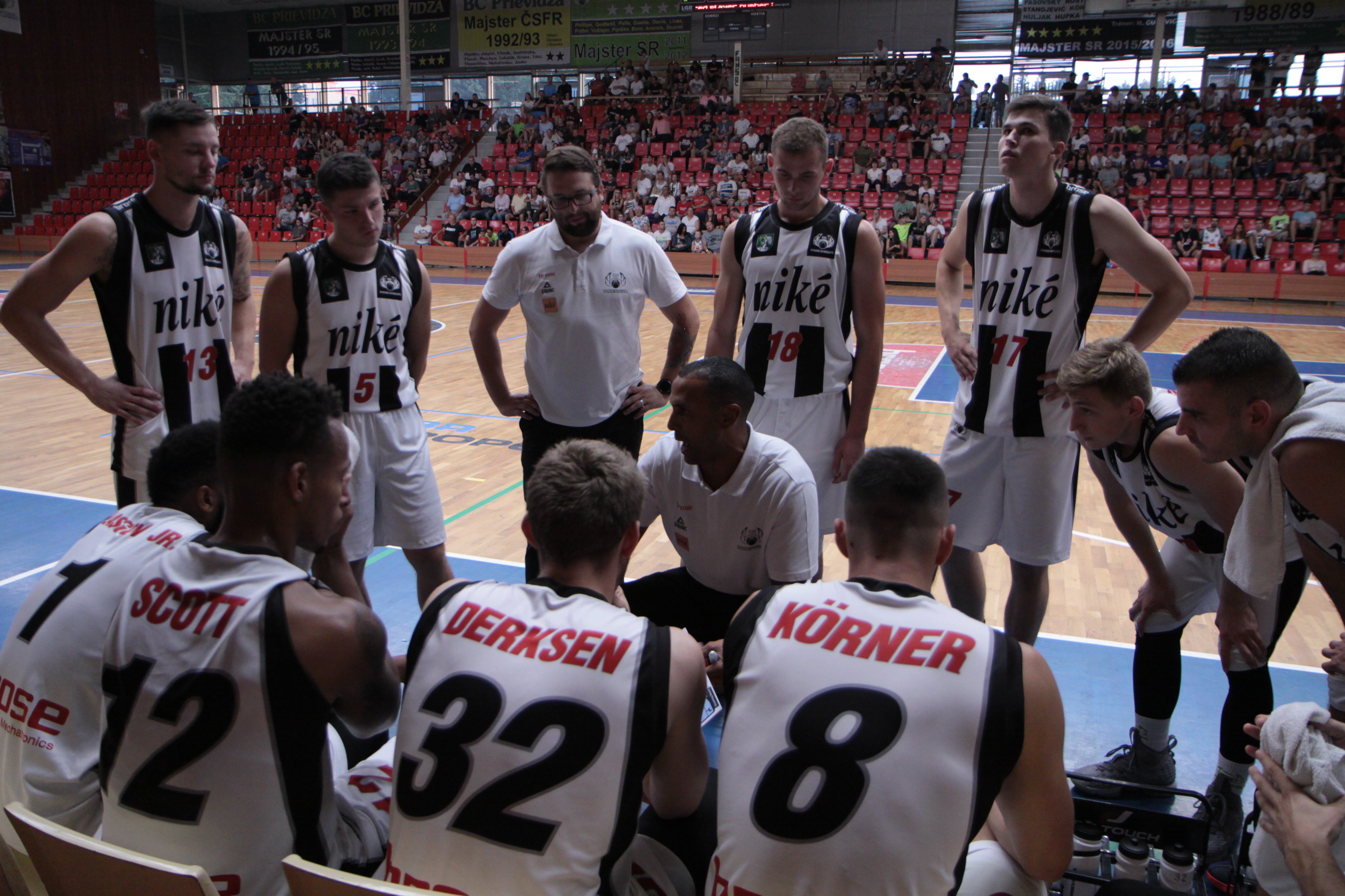 GALÉRIA: PRÍPRAVA: BC PRIEVIDZA - DEKSTONE TUŘI SVITAVY 94:86