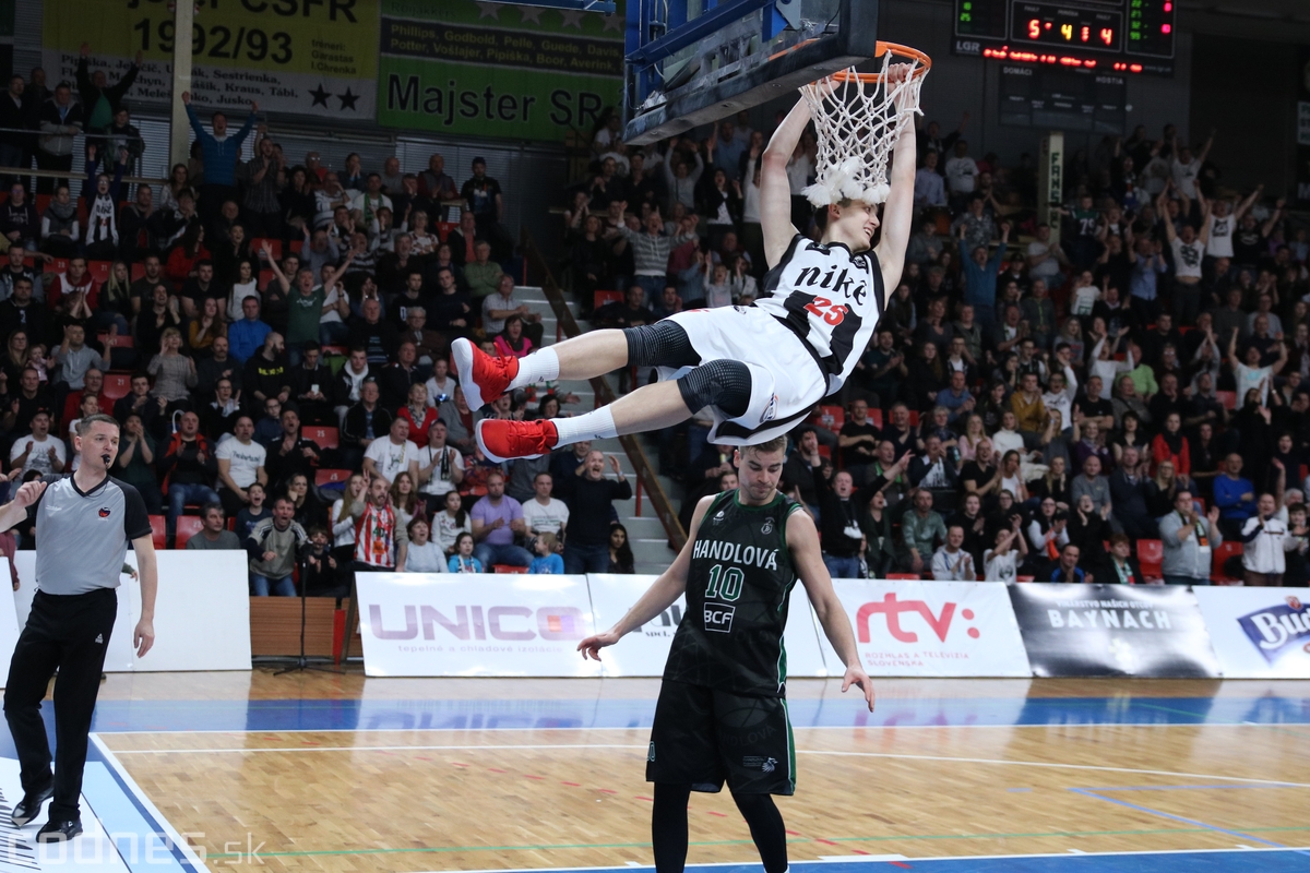 Foto: BC Prievidza – MBK Handlová 77:67