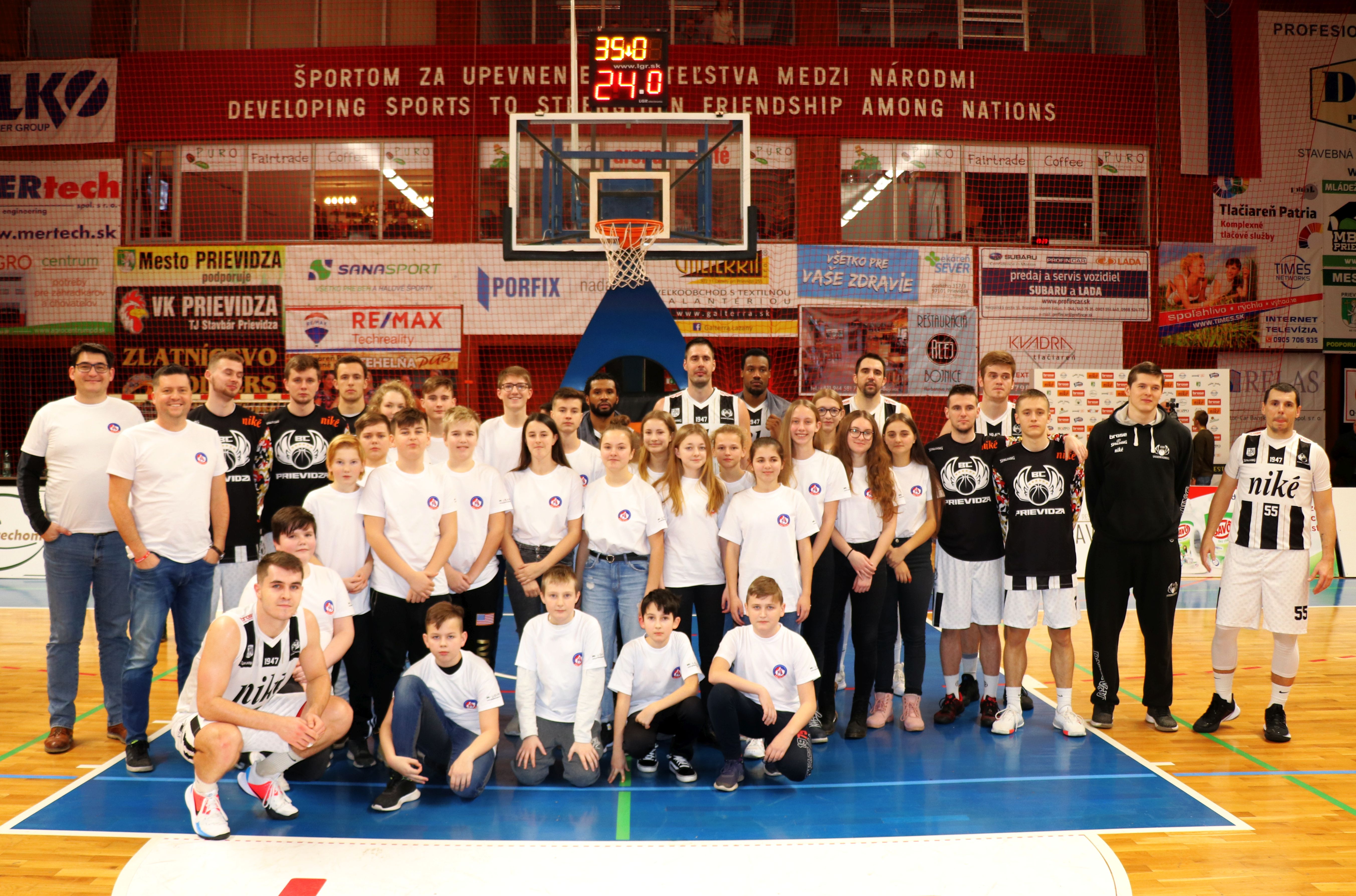 Mladí basketbalisti z Trenčína navštívili zápas s Interom