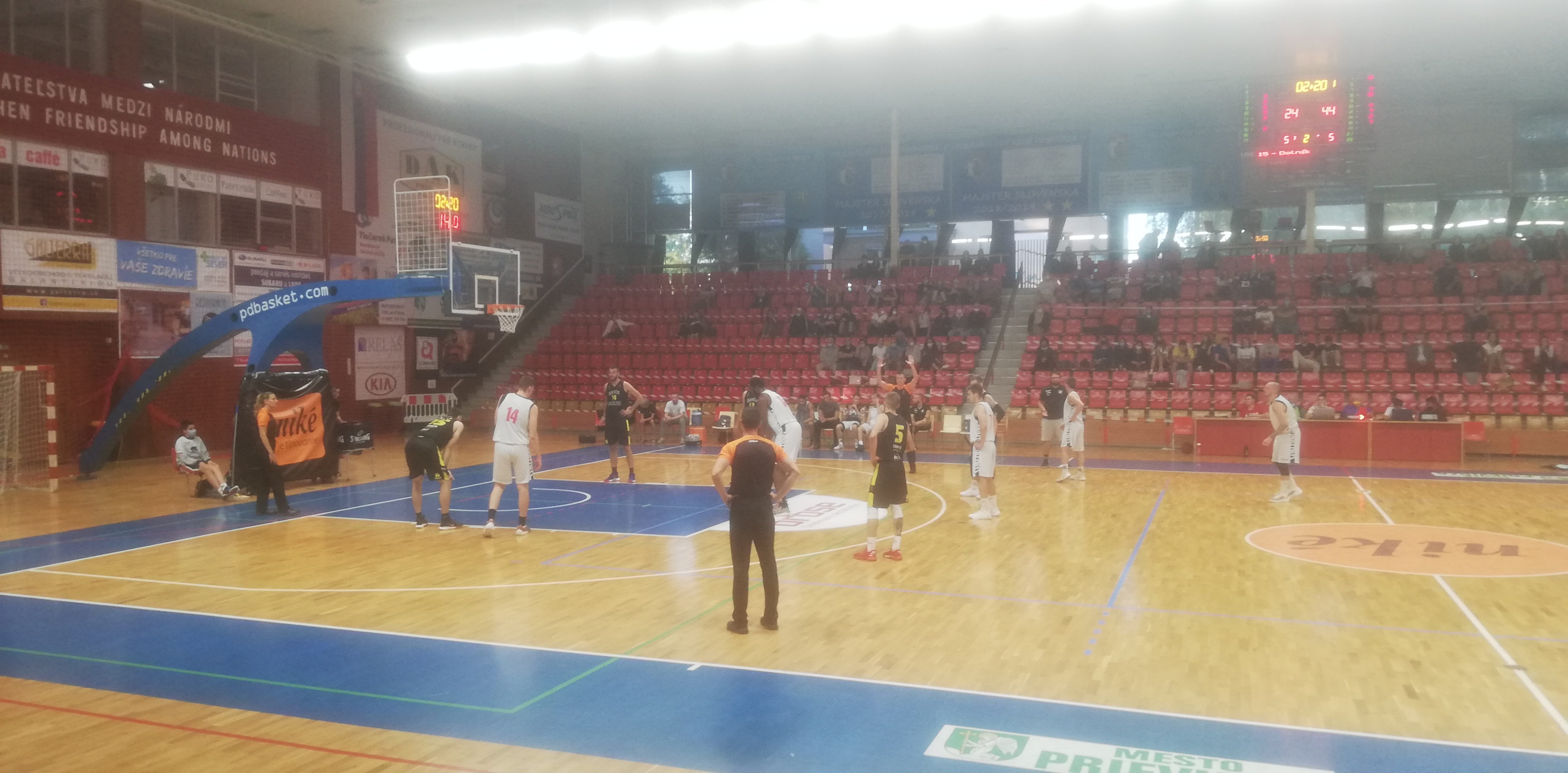 BC Prievidza – MBK Baník Handlová 52:105