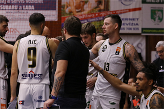 7. Kolo Niké SBL: BC Prievidza - Patrioti Levice 56:69 (foto: Ladislav Szibilla)