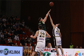 7. Kolo Niké SBL: BC Prievidza - Patrioti Levice 56:69 (foto: Ladislav Szibilla)