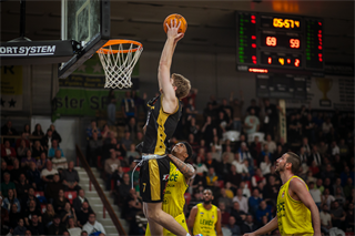 31. Kolo Niké SBL: BC Prievidza - Patrioti Levice 80:71 (foto: Vladimír Králik)	